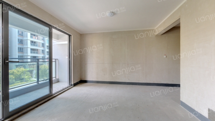 里城樾公馆二手房实景图