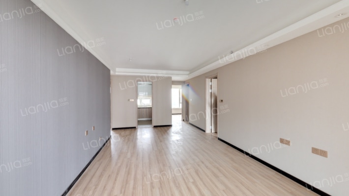 万科大都会云境二手房实景图