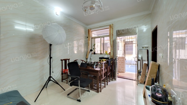 蓬莱小区二手房实景图