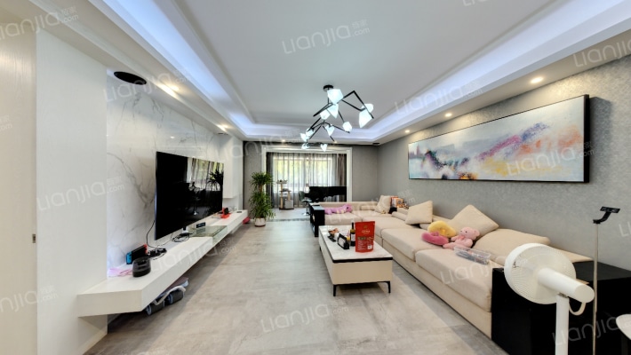 保利霞飞郡府二手房实景图