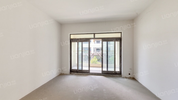 英利狮城花园二手房实景图