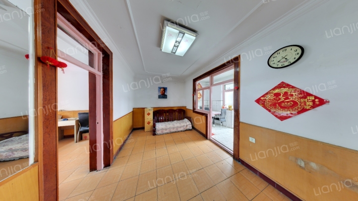 房产楼二手房实景图