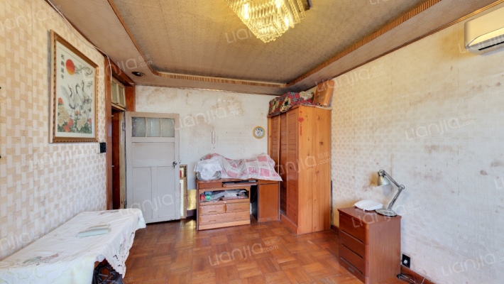 青岛油漆厂宿舍二手房实景图