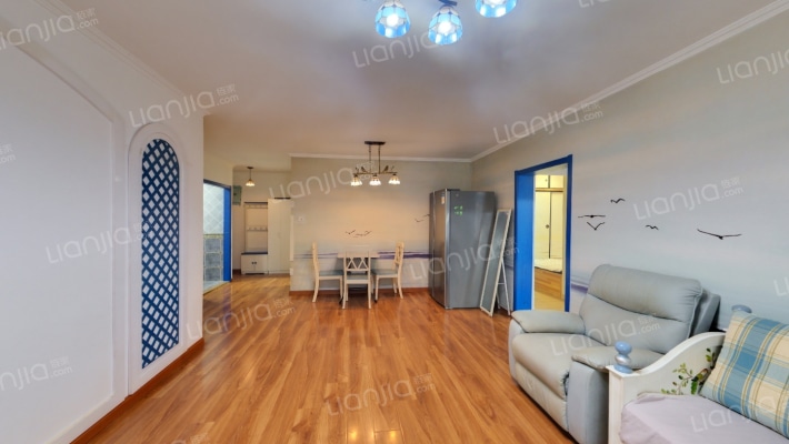 学知园二手房实景图