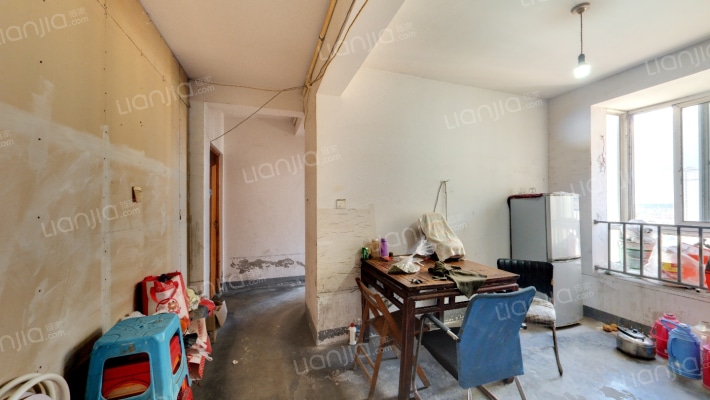 中宇花苑二手房实景图