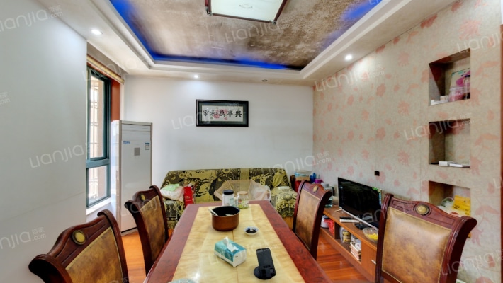 银凤晓月东区二手房实景图