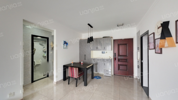 秀拉花园二手房实景图