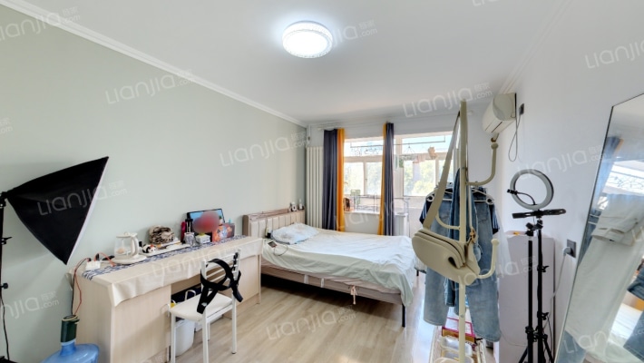 雅宝路二手房实景图