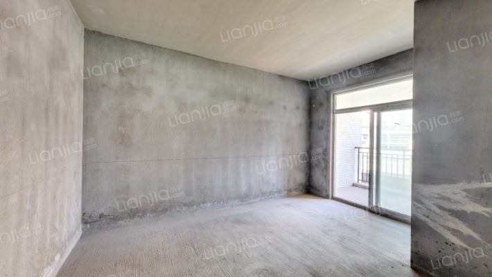 志龙倚林佳园二手房实景图