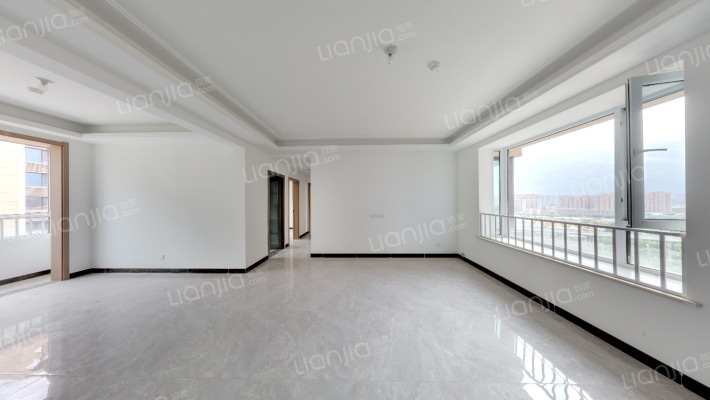 隆源国际城C区二手房实景图