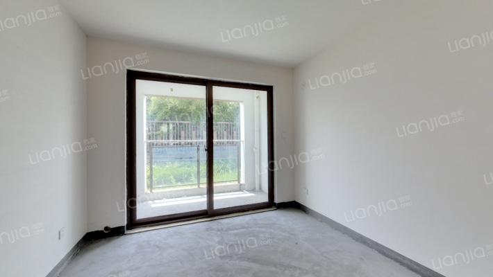 彤云嘉卉花园北区二手房实景图