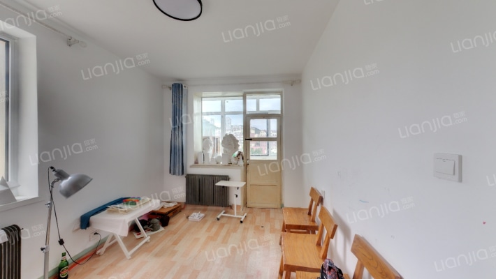 秀峰东园二手房实景图