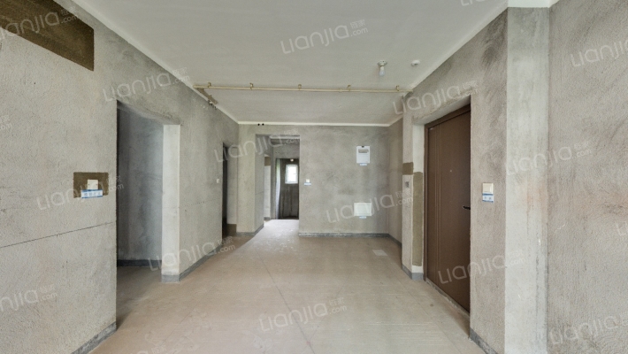 金地格林春岸二期二手房实景图