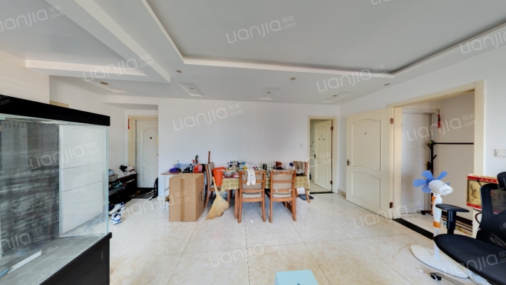 鸿坤理想城四期二手房实景图