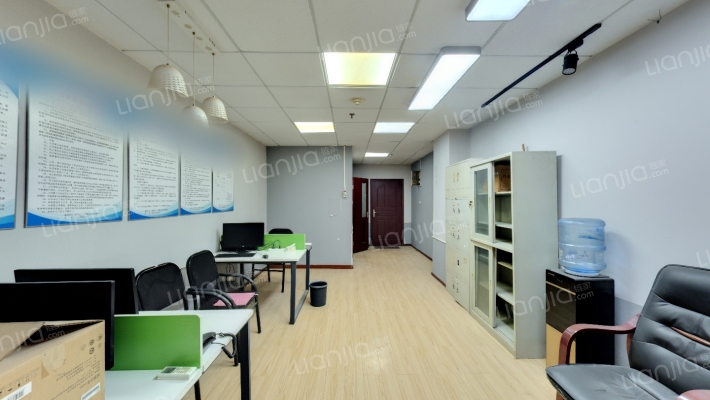 裕朗国际二手房实景图