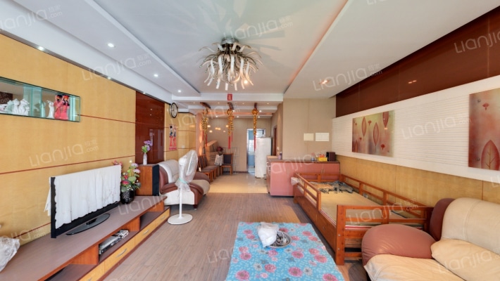 金华苑小区二手房实景图