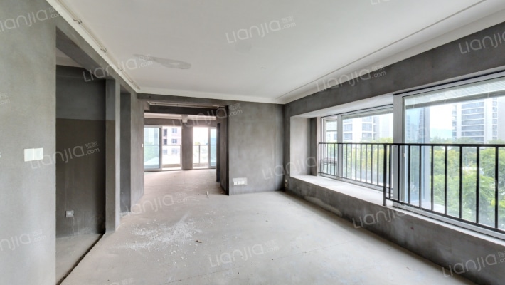 恒威·鸣凤府二手房实景图