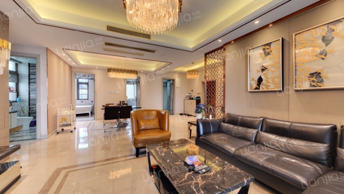 绿地海珀兰轩二手房实景图