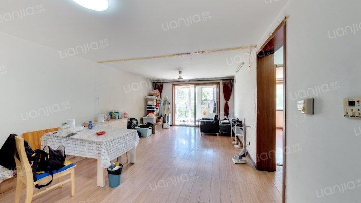 龙锦苑一区二手房实景图