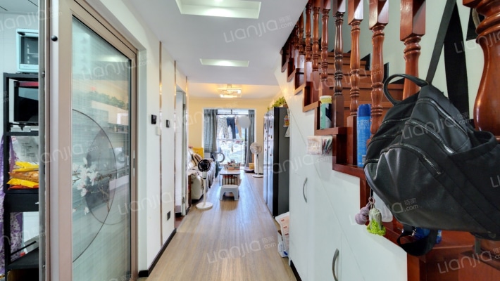 汉京山二手房实景图