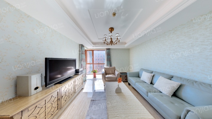 荣尊堡国际俱乐部公寓二手房实景图