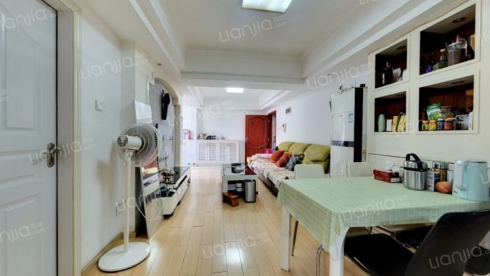 龙城华府二手房实景图