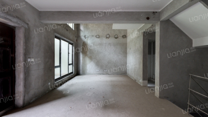 恒大麓山湖一期二手房实景图