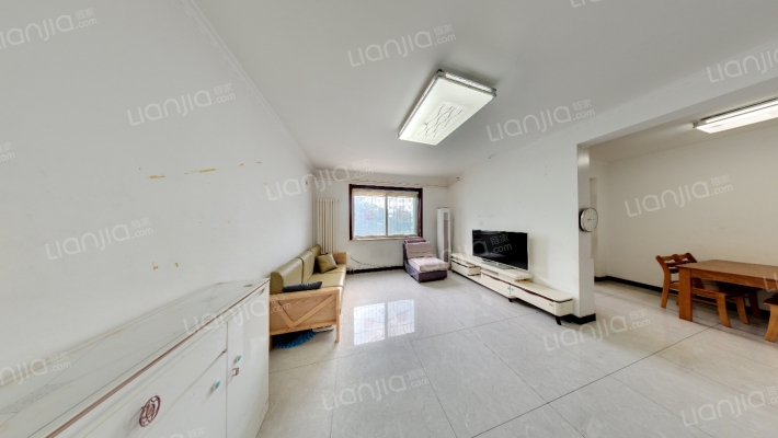 宝华苑小区二手房实景图