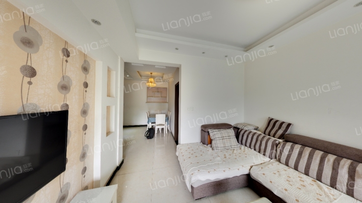 山水蓝庭二手房实景图