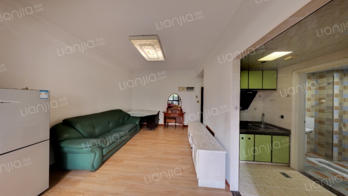 宝桐佳苑二手房实景图