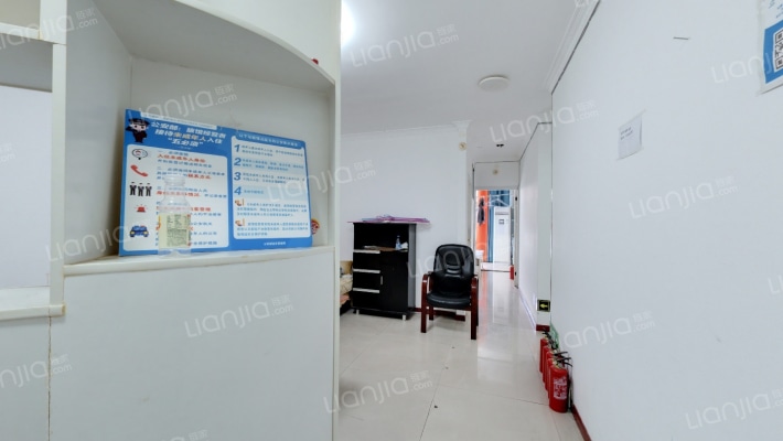 中新城上城二手房实景图