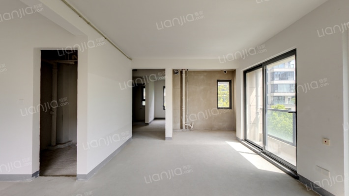 龙湖坤和天境二手房实景图