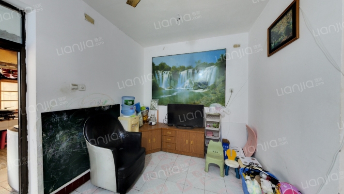 石油小区南区二手房实景图