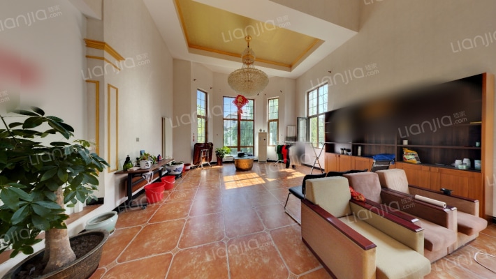 保利垄上九区二手房实景图