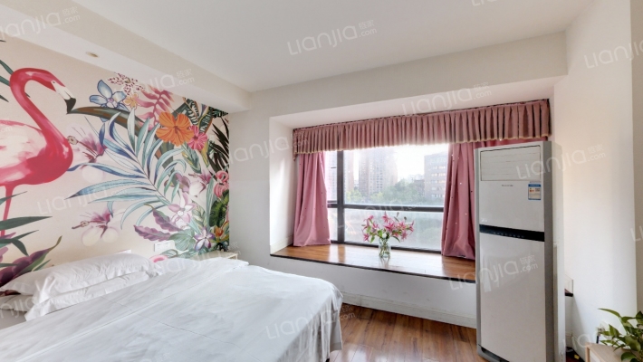 煌华晶萃城二手房实景图