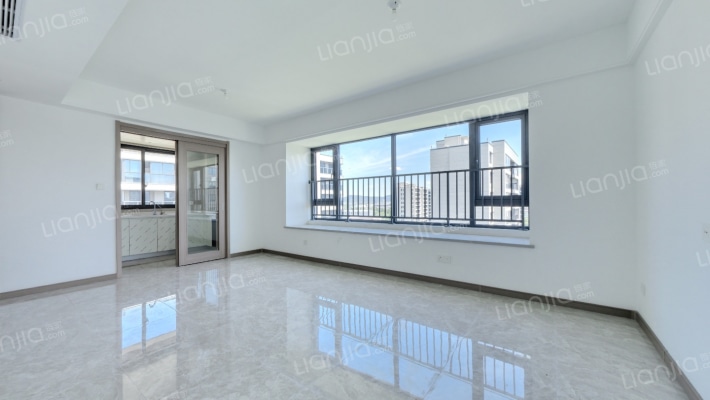 临望宸府二手房实景图