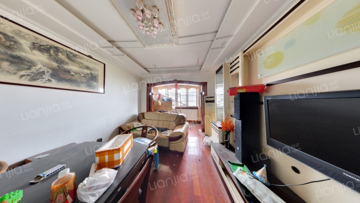 金沙公寓二手房实景图