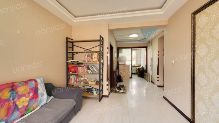 抱龙明珠二期二手房实景图