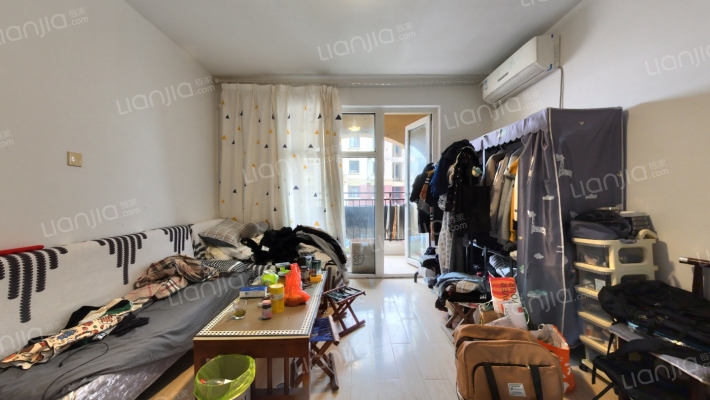 品烁华年(胶州)二手房实景图