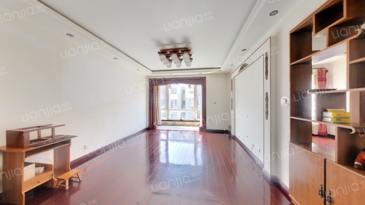 林山逸景二手房实景图