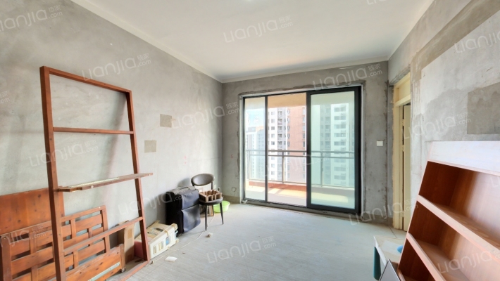 泰宏建业国际城10号院二手房实景图