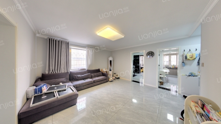 龙富园二手房实景图