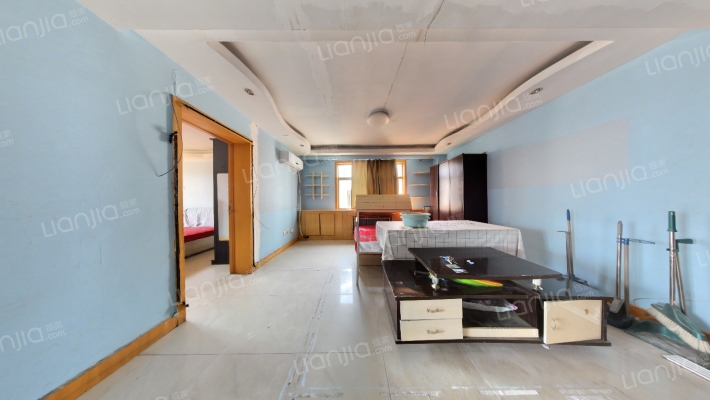 皇家花园二手房实景图