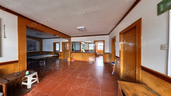 经五路32号院二手房实景图