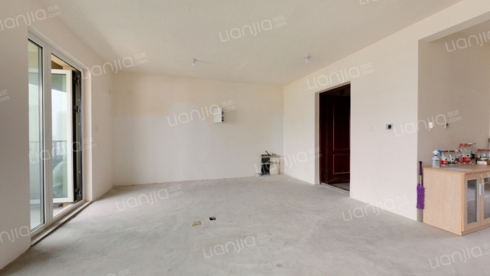 海信红岛府二手房实景图