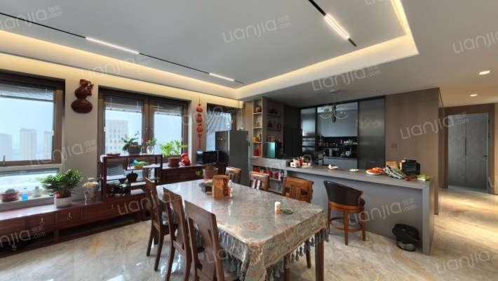 万科滨海大都会观澜轩二手房实景图