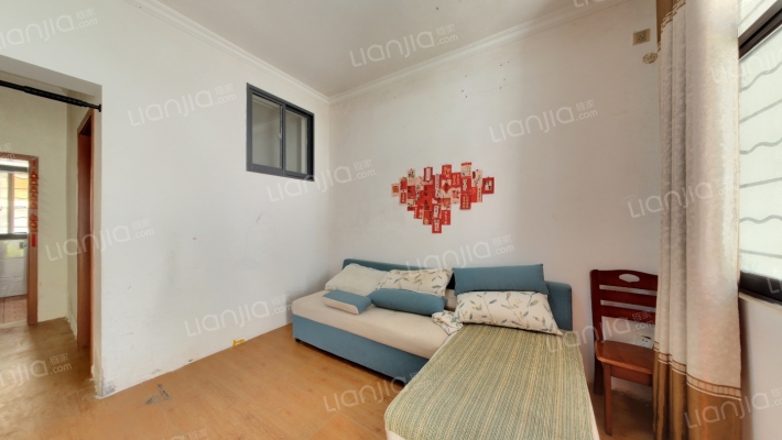 中心巷二手房实景图