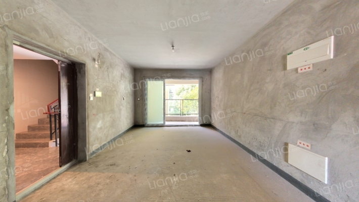 滨江春城溪岸二手房实景图