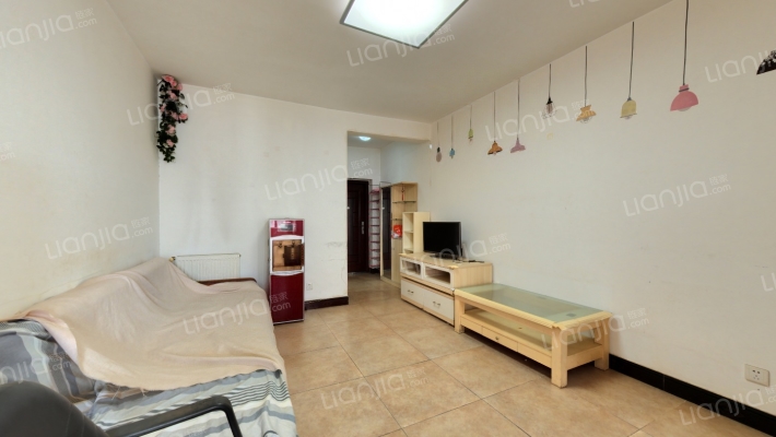 中原新城观澜小区工人路186号院二手房实景图