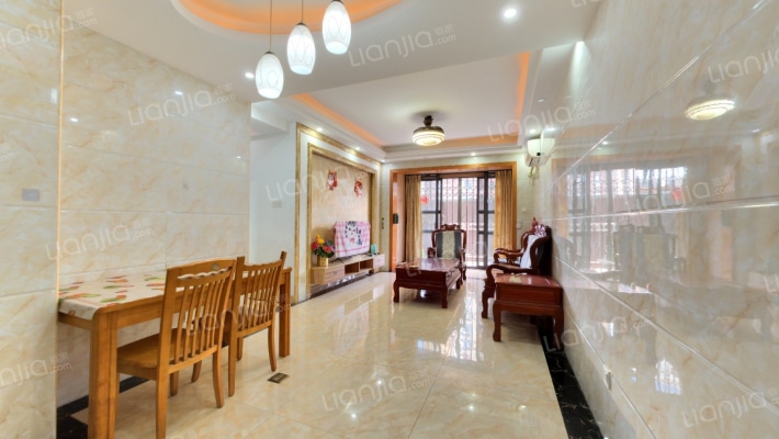 福盈中央山二手房实景图